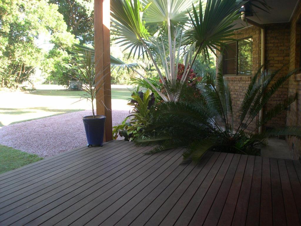 Hibiscus Lodge Bed & Breakfast Wongaling Beach 외부 사진